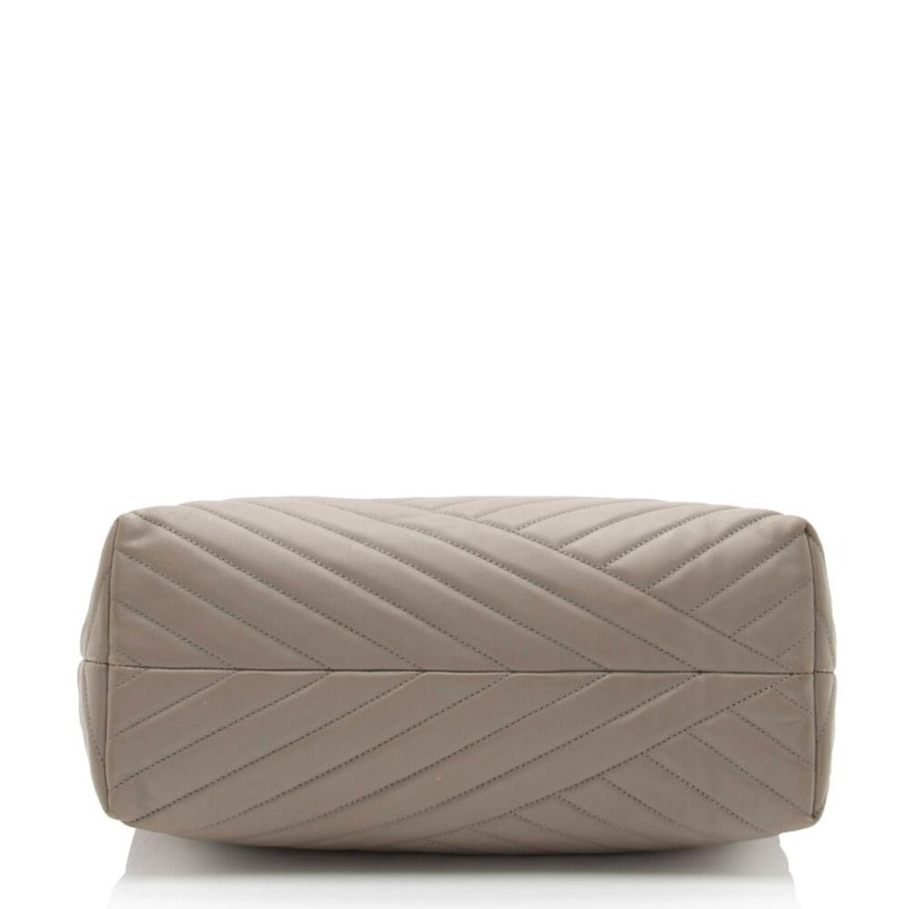 Tory Burch Chevron Leather Kira Tote - Picture 4 of 15